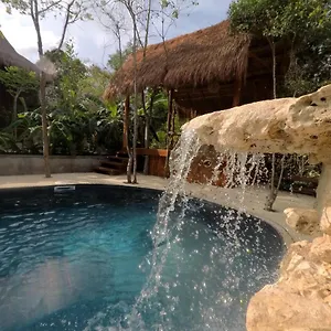 https://tulum-nueve.allrivieramayahotels.com